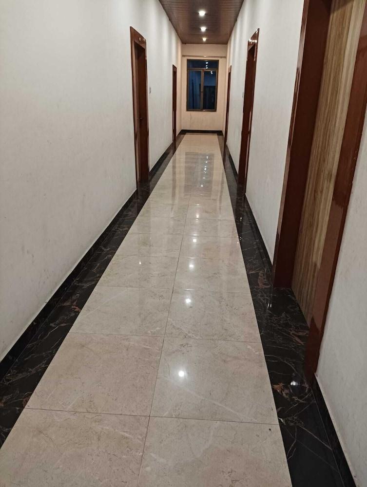Hotel Atharv By GRB Lobby