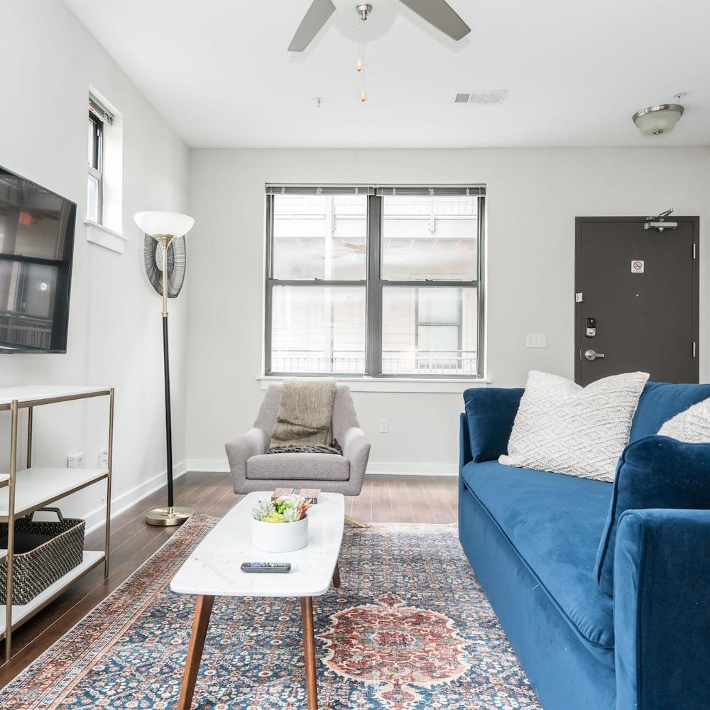 كوزيسويتس موزيك رو سباشي س 1 ب رود او فر باركينج45 غرفة