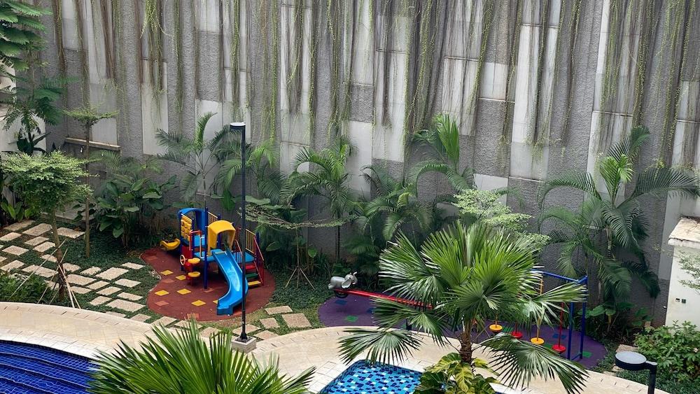 Nice And Homey 2Br Signature Park Grande Apartment Exterior
