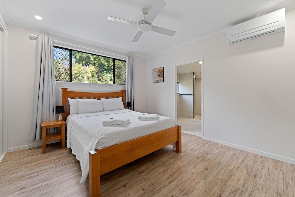Highview Atherton Room