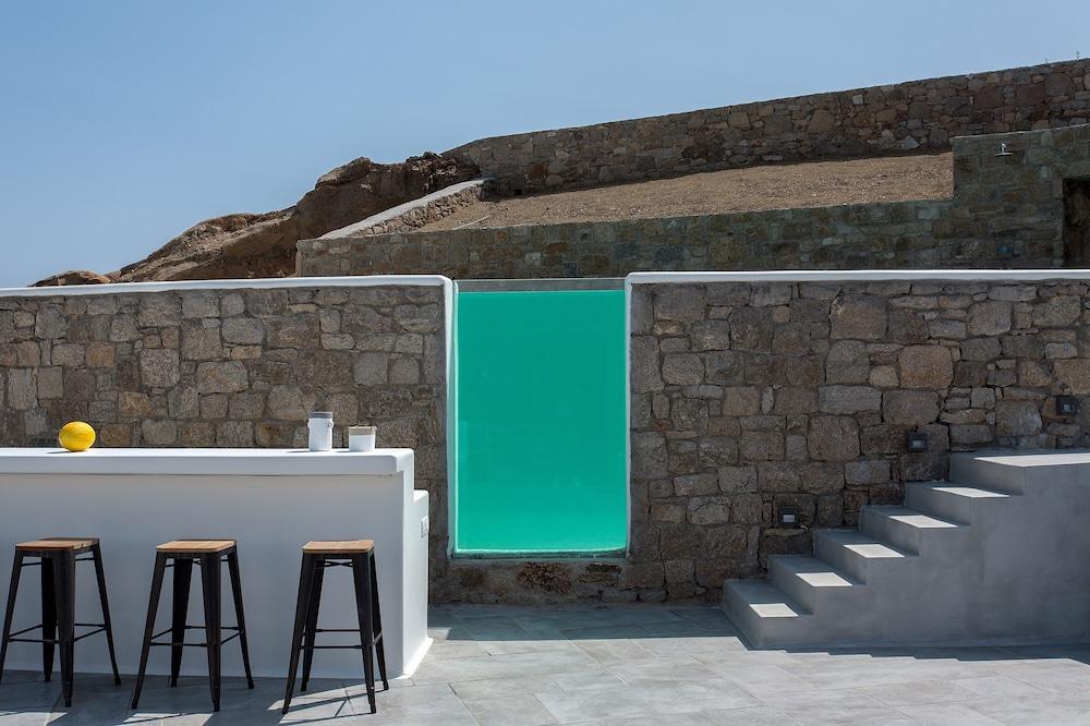 فيلا سافاير 6بد ويذ بول آند هوت توب إن أورنوس المنطقة الخارجية