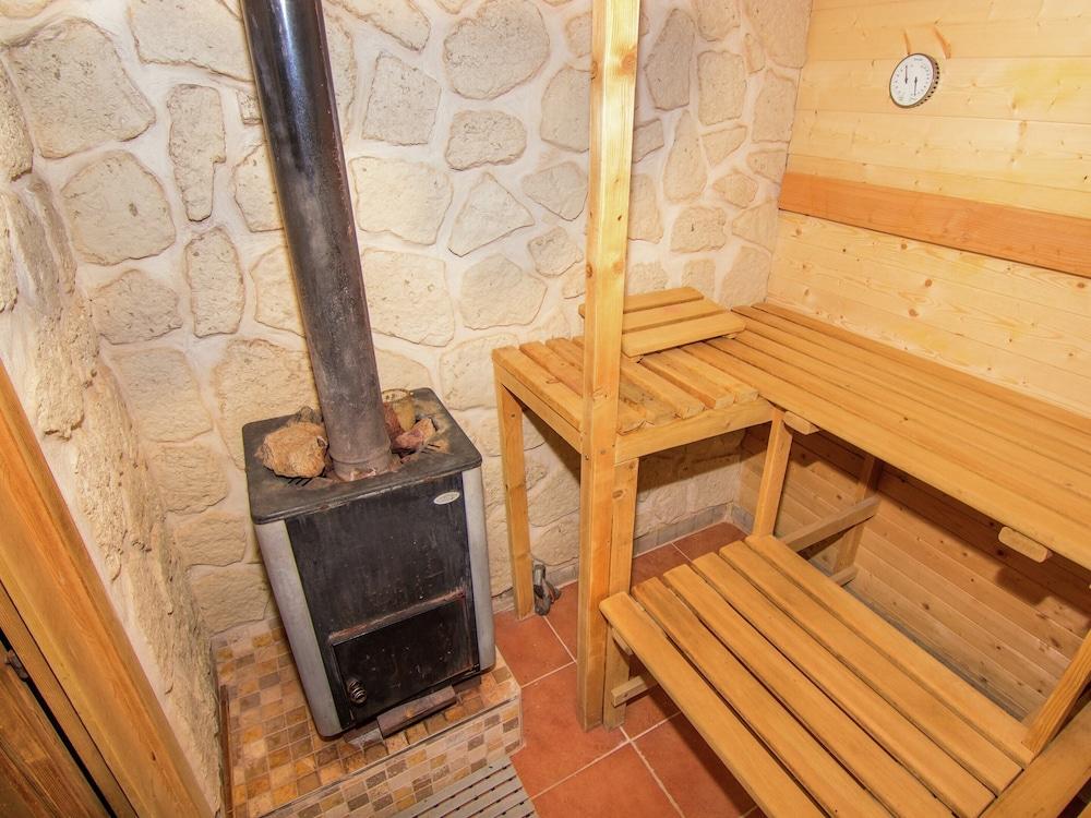 فيرينوونونج إن روبولدينج علاج سبا