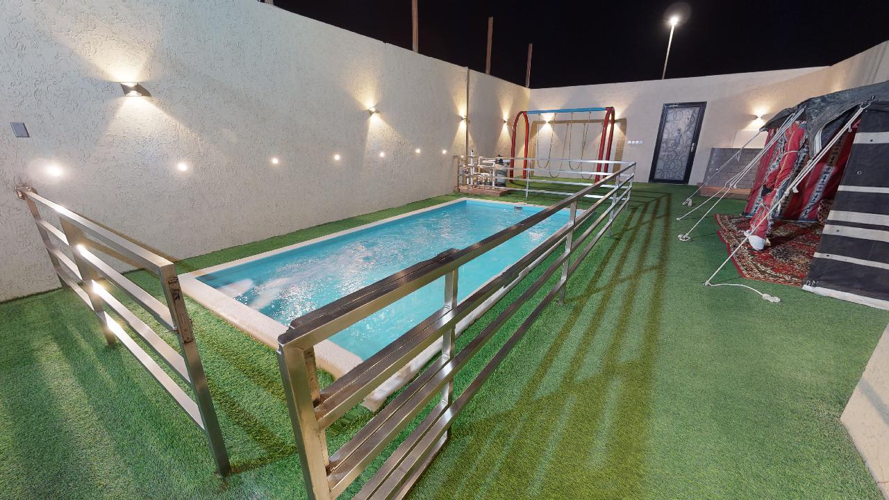 شاليه بتصميم جذاب ومسبح | 1565