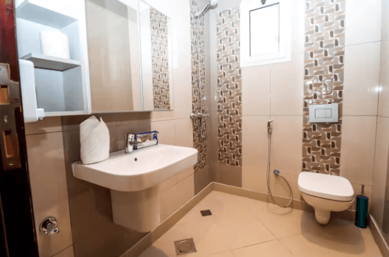 مبات - وايت بيرل كمبوند 600 بى فيلا 5 أخرى