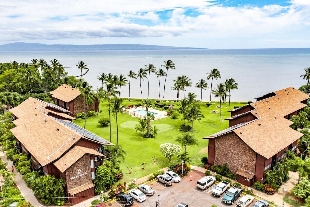 Molokai Shores Exterior