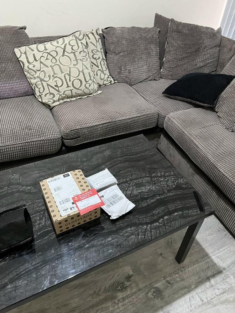 1 برايفت بد روم شارينج باث روم آند كيتشين منطقة المعيشة