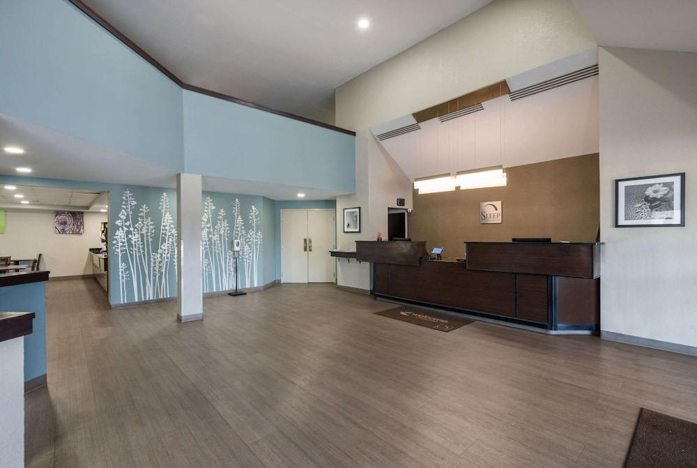 سلييب إن آند سويتس تشاسابيك - بورتسموث الردهة