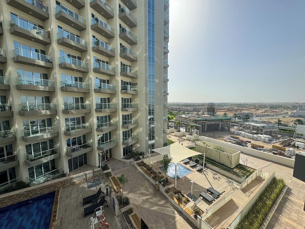 شقة إستوديو حديثة في فيرديس داماك هيلز 2 المنطقة الخارجية