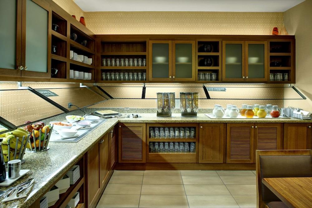 حياة بليس كولومبيا/داونتاون/ذا فيستا الردهة