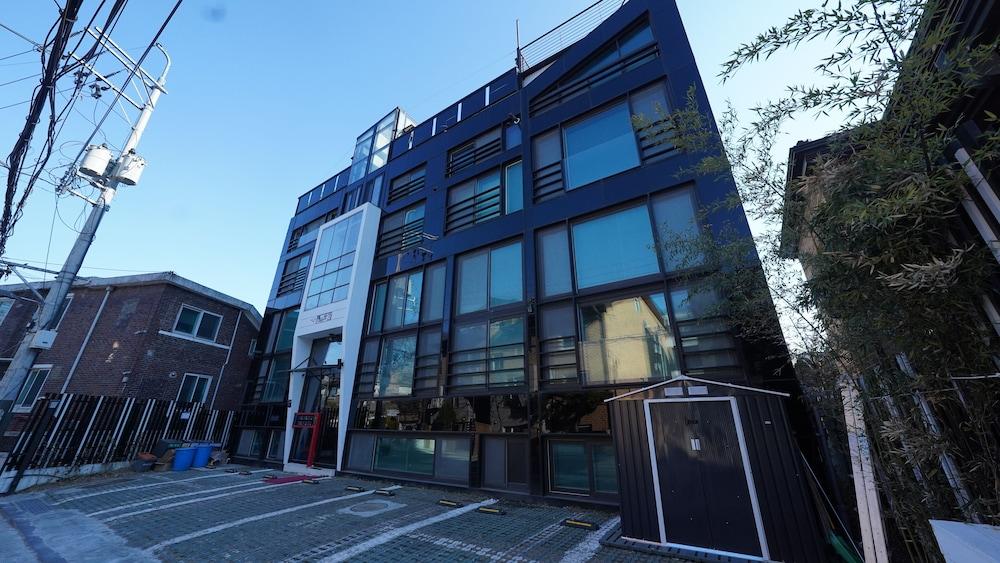 PrivatePremiumSeocho's Happy House 330m2 Featured Image
