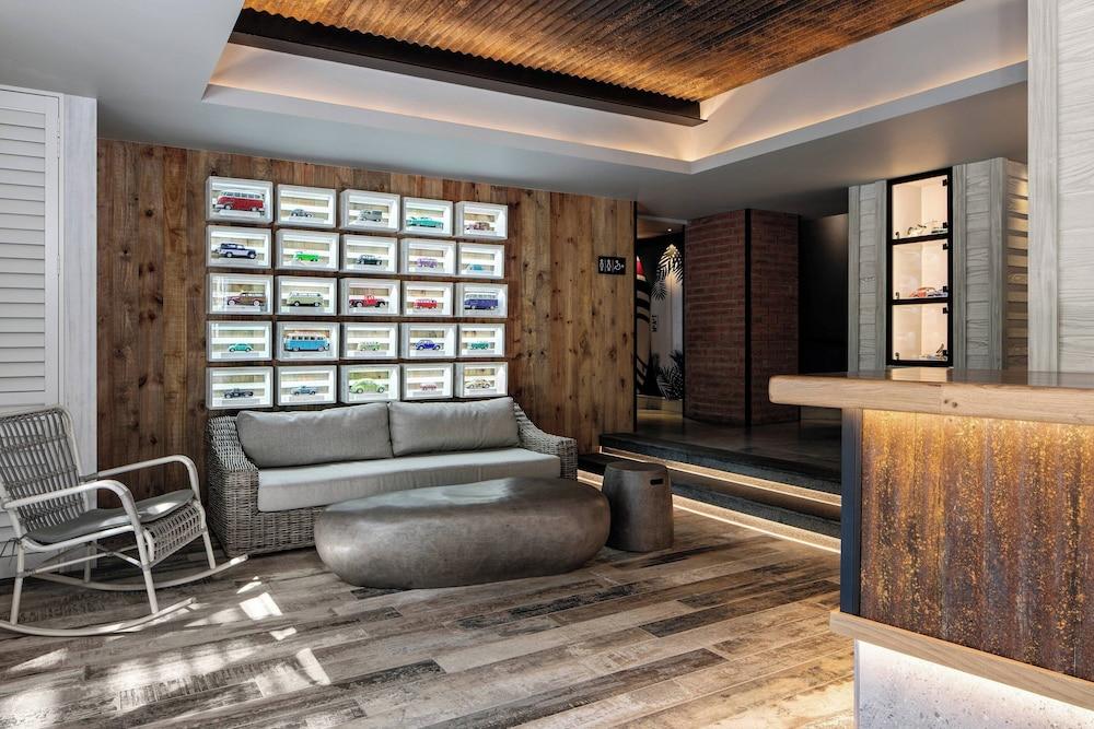 بروتيا هوتل فاير آند أيس! باي ماريوت دوربان أوملانجا ريدج تفاصيل الفندق من الداخل