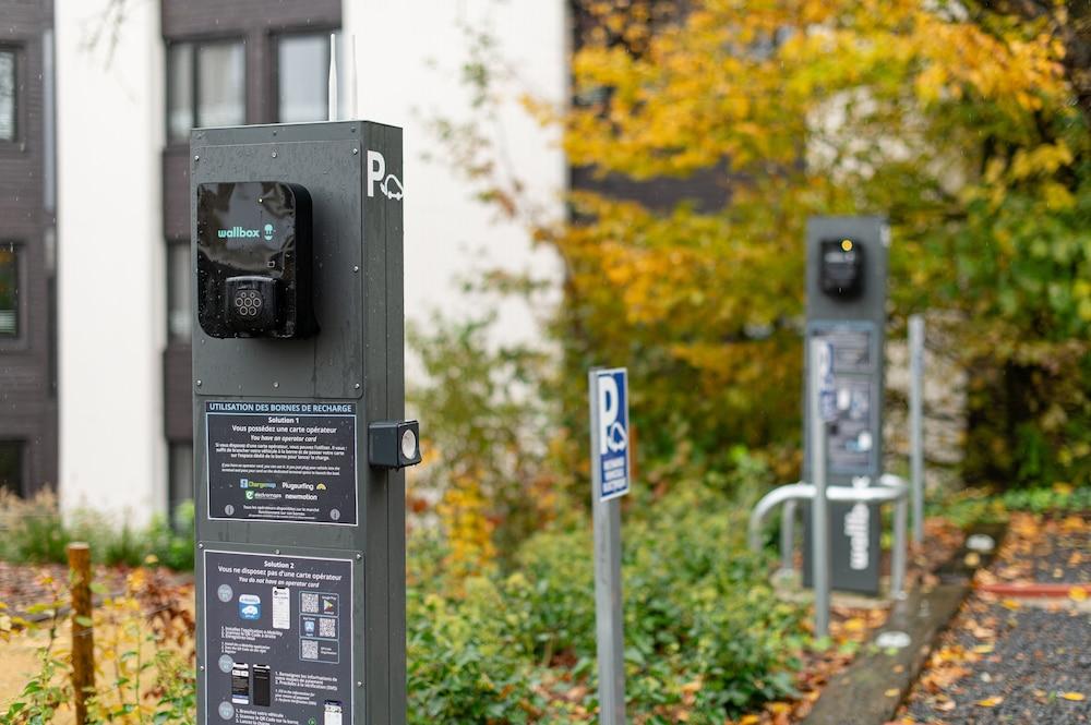 لوجي هوتل ريستورانت ديه أكاسياز ليل توركوينج المنطقة الخارجية