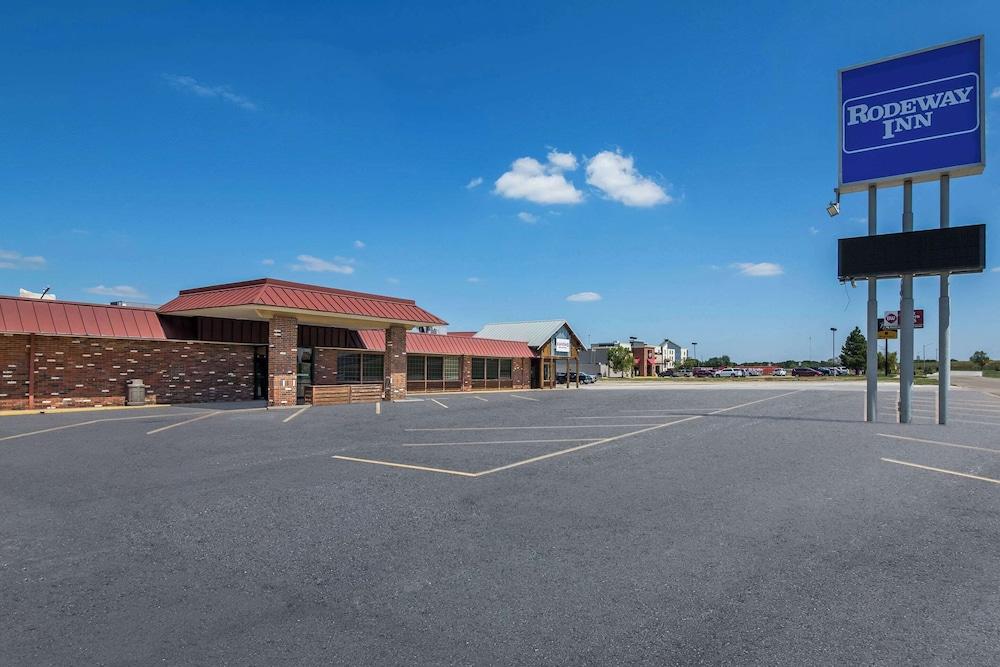 رود واي إن ماكفيرسون إيست المنطقة الخارجية