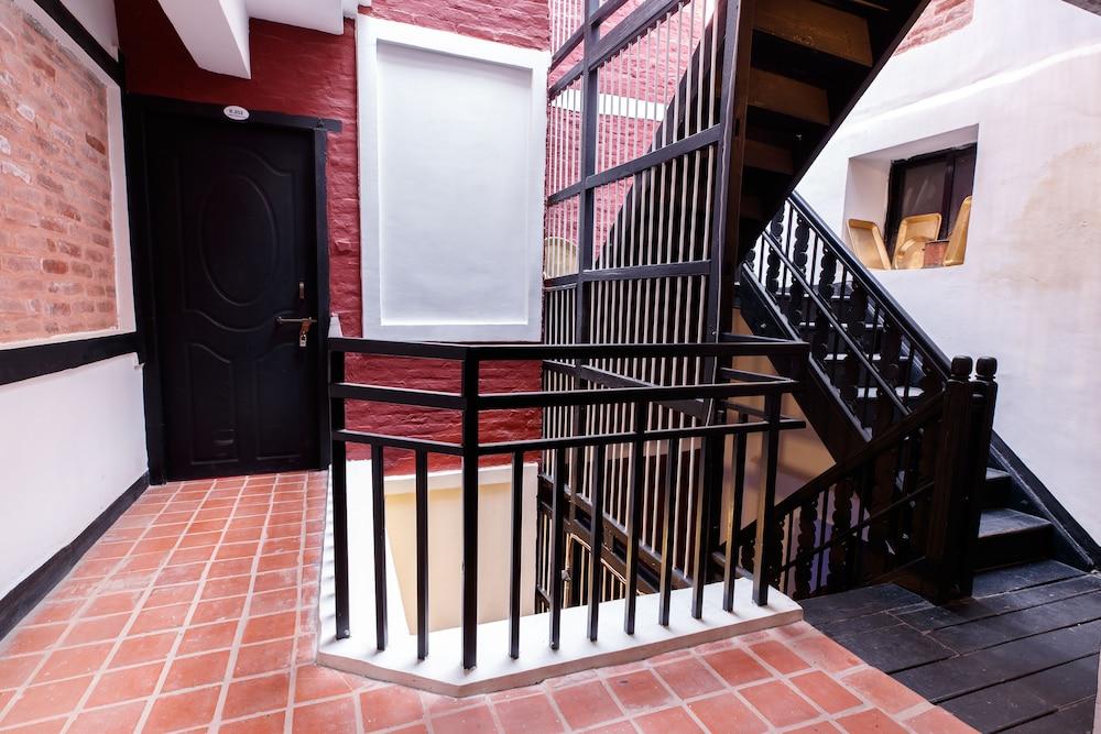 لومبيني هريتيدج هوم تفاصيل الفندق من الداخل