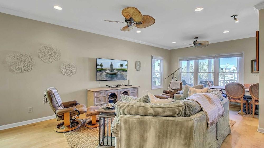 26 مورجانز كوف درايف باي أفانتستاي يونيك مارينا لوكيشن داخلي