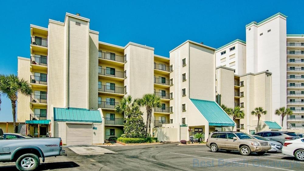 مارينر إيست بيتش ريزورت يونيت  108 باي فورهاند رينتالز المنطقة الخارجية