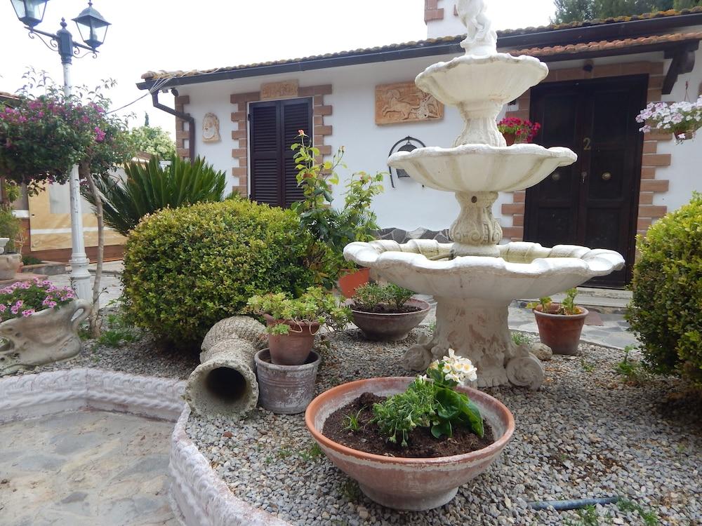 هاوس ويذ 2 بد رومز إن ذا كانتريسايد أوف روم المنطقة المحيطة بالمنشأة