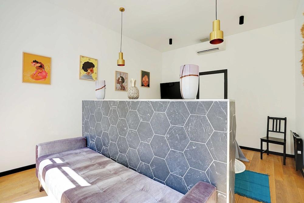 لاكوريوس أبارتمنت - 2بد رو 2ر بي - فوبورج دو-رول داخلي