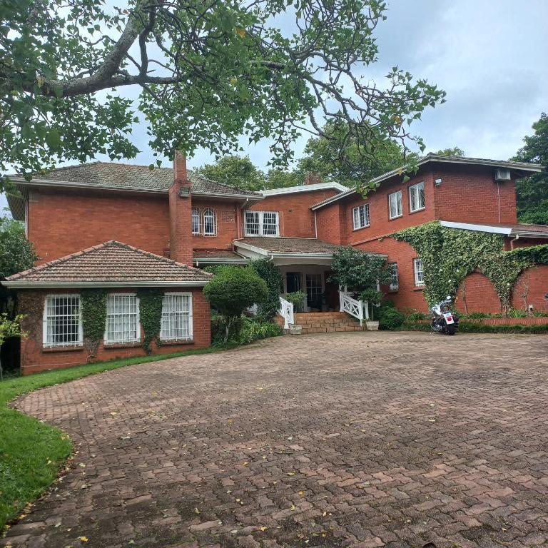 18 بايونير كلوف أخرى