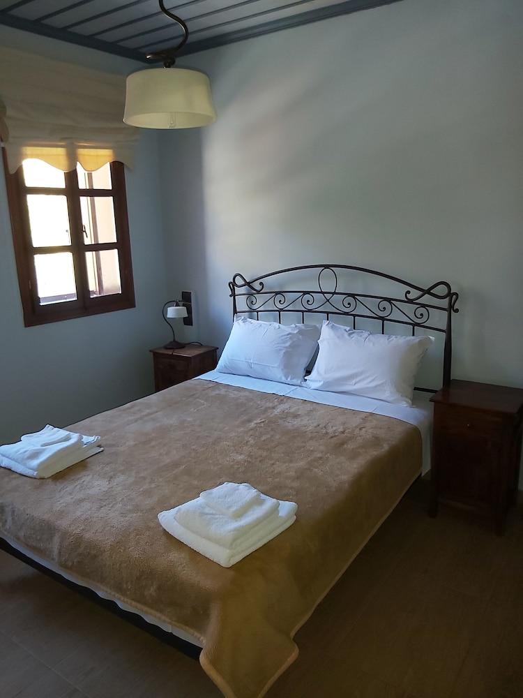 Arxontiko Vogiarou Room