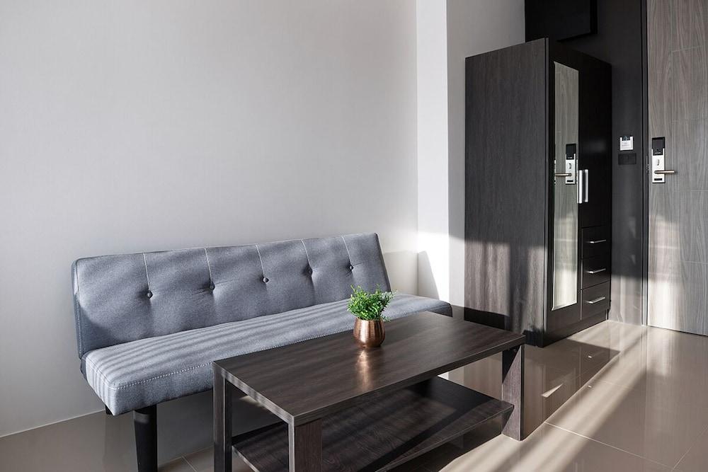 ستوديو سنترال هيل فيو ا901