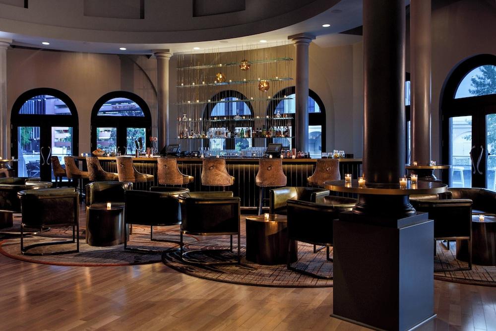 رينيسنس رينو داونتاون هوتل آند سبا