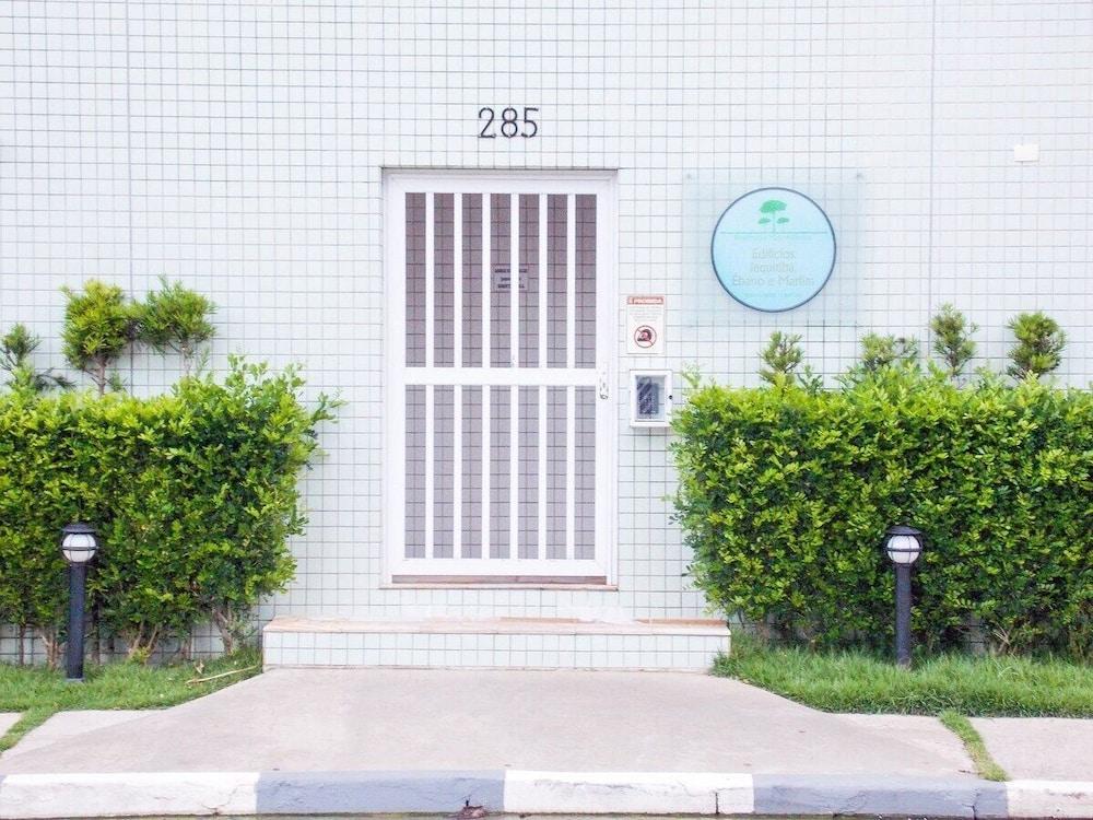 ريزيدنثيال إيبانو مارفيم إي جيكيتيبا منطقة الاستقبال