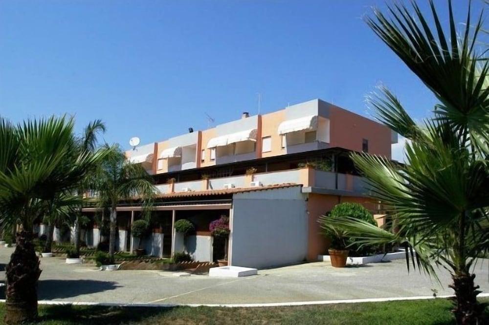 Residence Hotel Felix Exterior