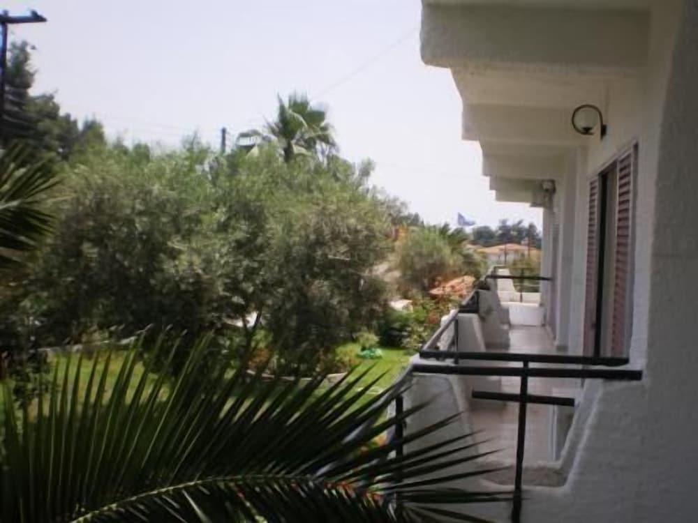 أوليمبيك بيبيس هوتل المنطقة الخارجية