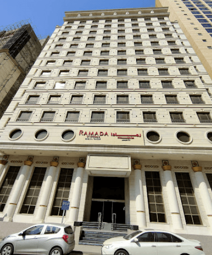 رمادا زاد التيسير من ويندهام، مكة المكرمة الصورة الأساسية