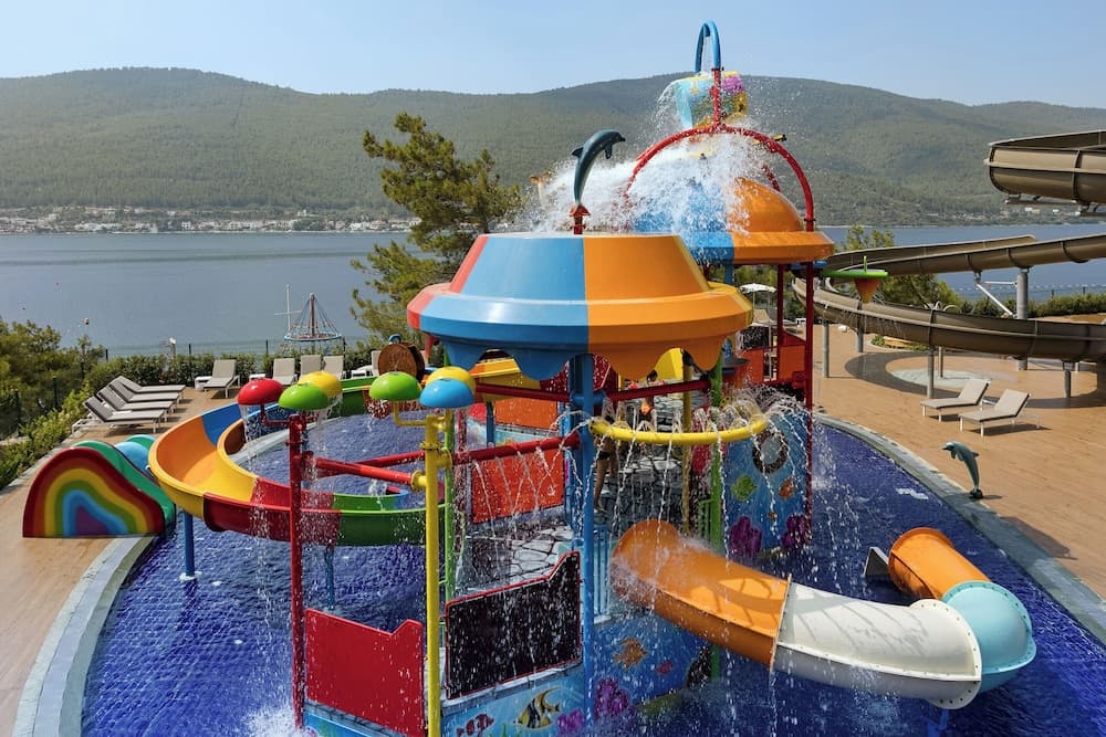 Titanic Luxury Collection Bodrum - All inclusive Water Park