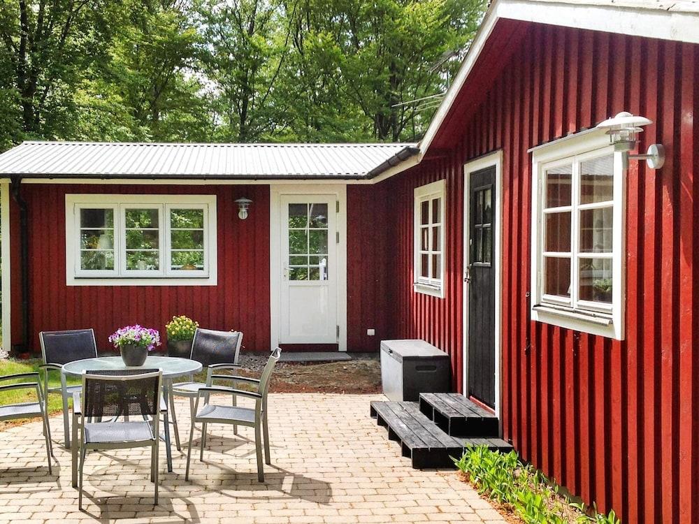 هوليداي هوم إنا ها ستفيدا