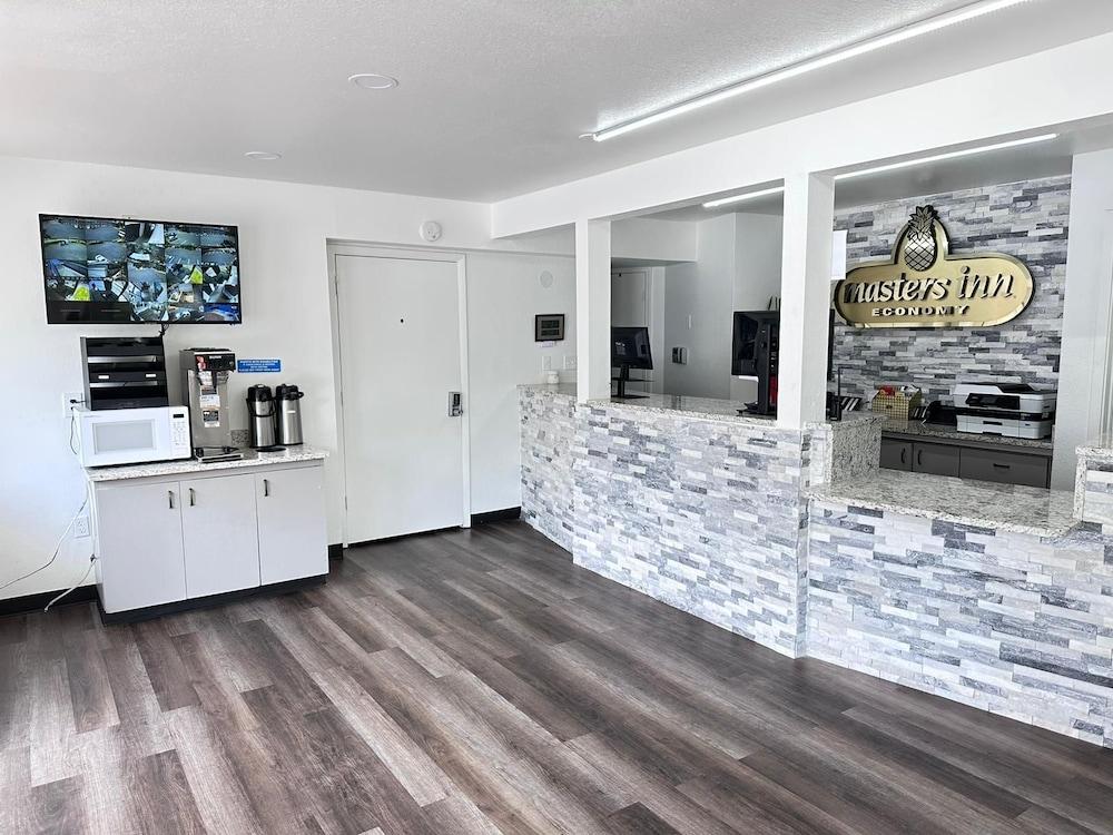 ماسترز إن أتلانتا  دورافيل آت آي-5 آند 285 منطقة الاستقبال