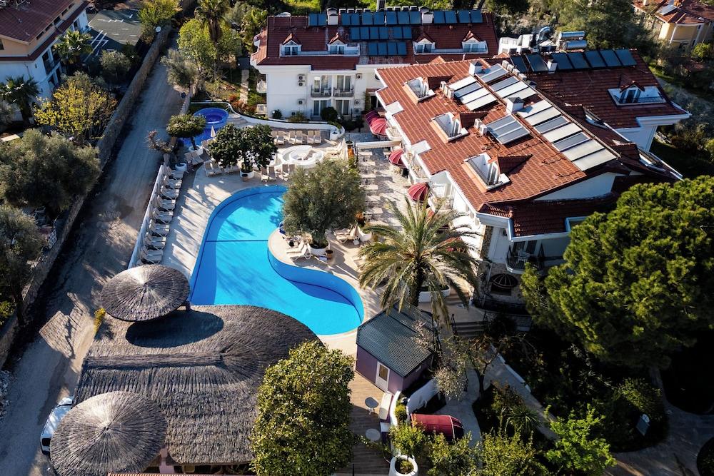 ذا باينهيل هوتل آند سويتس المنطقة الخارجية