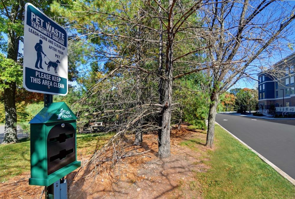 هوم وود سويتس باي هيلتون إديسون وودبريدج المنطقة الخارجية