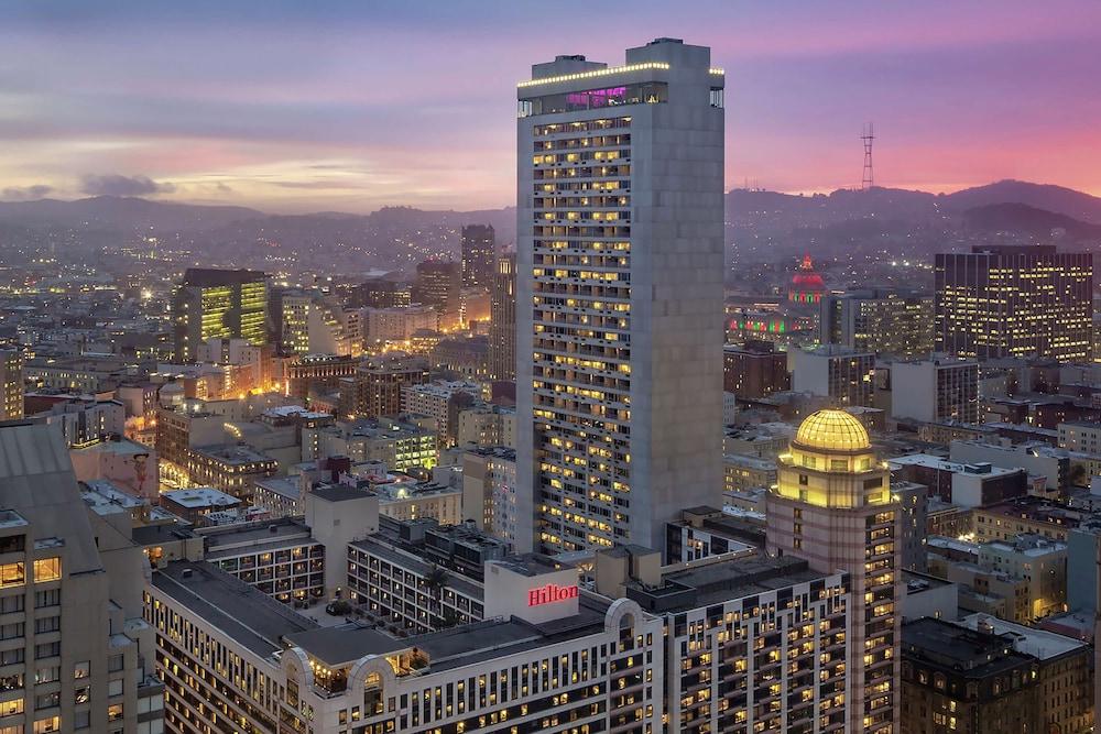 Hilton San Francisco Union Square Exterior