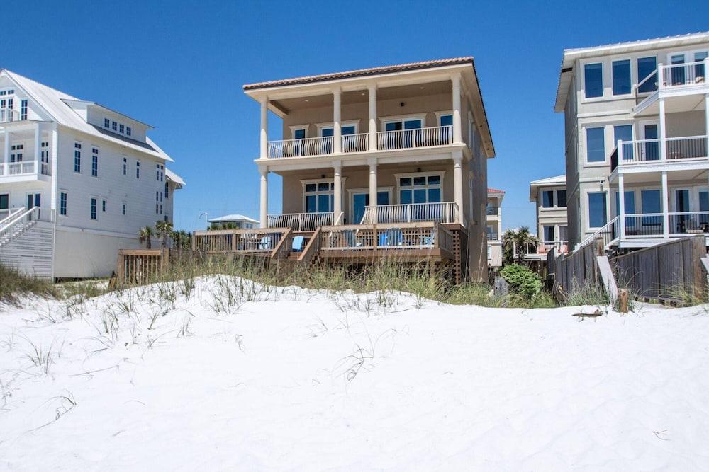 جالف بارادايس باي ديستين جيتاوايز المنطقة الخارجية