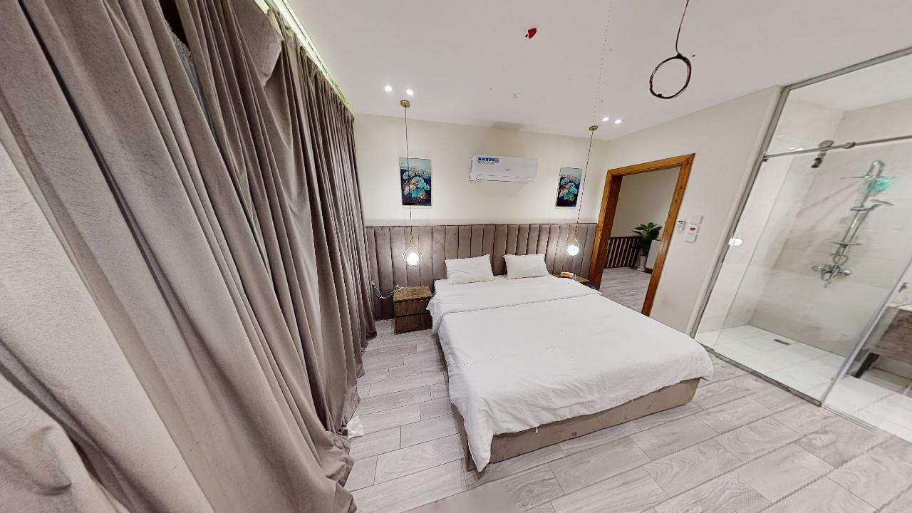 Attractive Chalet with Pool | 921 Room