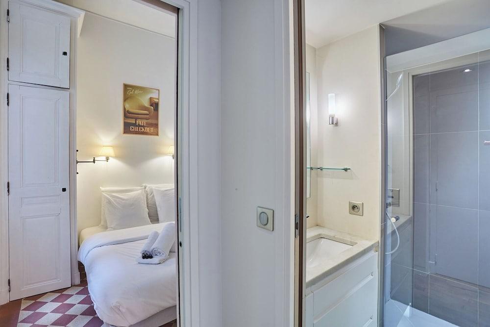 أبارتمنت سانت جيرمين ديه بريس باي ستوديو بريستيج غرفة