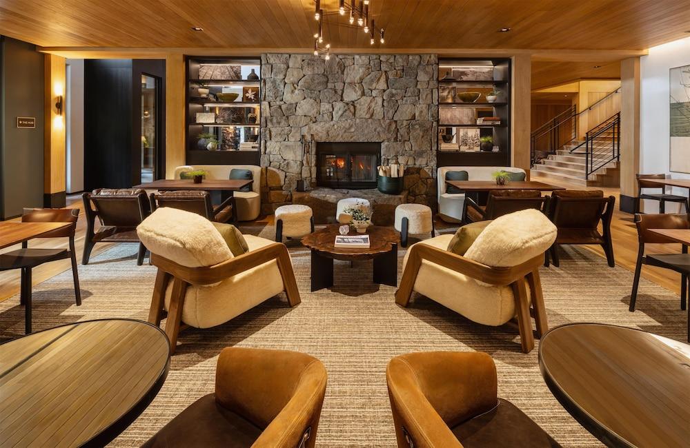 The Sylvan Lodge at Snake River Sporting Club Lobby