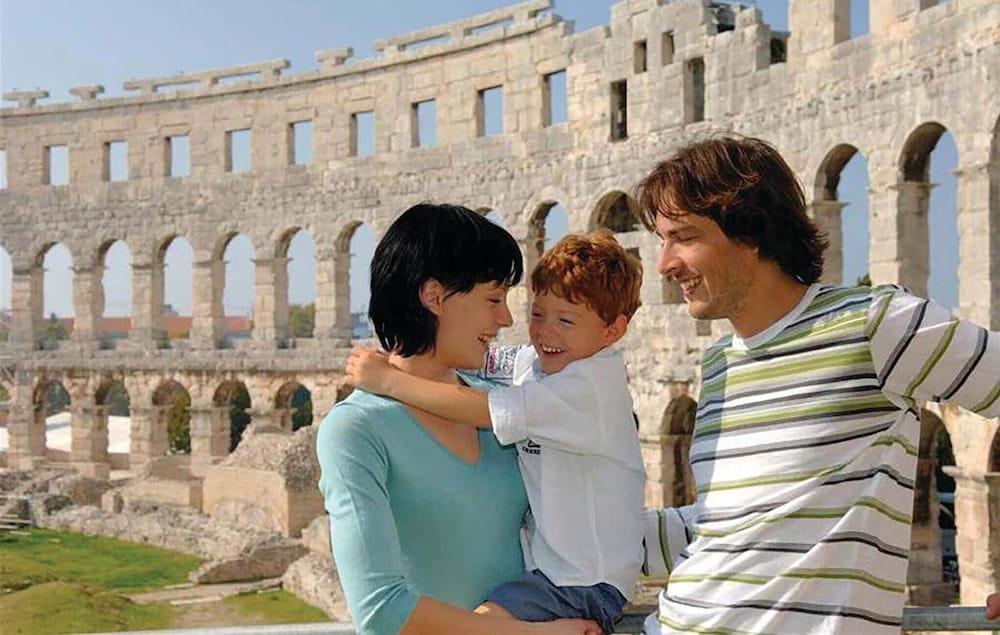 بيوتيفول هوم إن بولا ويذ ويفي آند 3 بد رومز المنطقة الخارجية