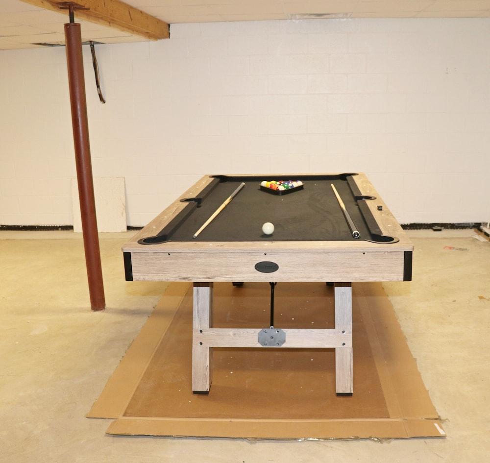 هاوس فور جروب أوف 8 أور 9 منطقة المعيشة