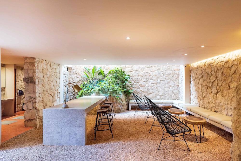 أبارتمنت وذ برايفت بلانج بول - جراوند فلور باي سيسيل منطقة الجلوس في الردهة