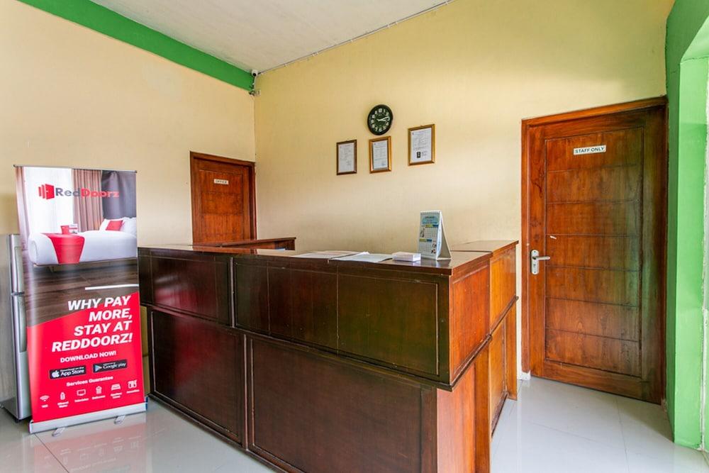 ريد دورز نير برامبانان تيمبل