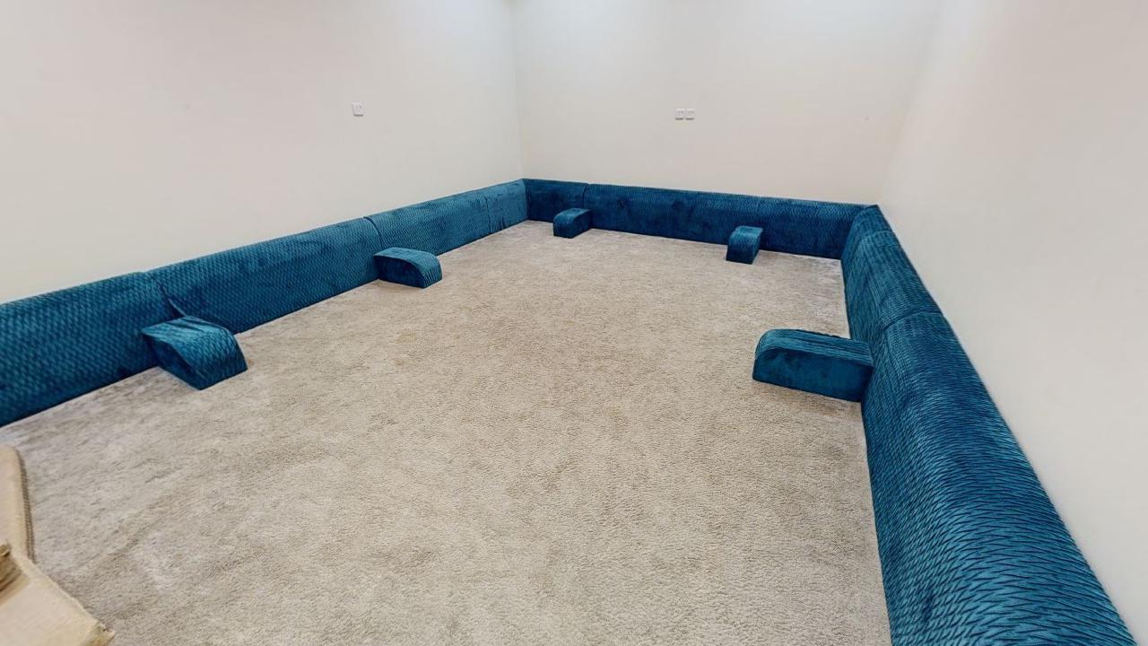 Comfy Chalet with Comfortable and Simple Furniture | 1369 Indoor majlis