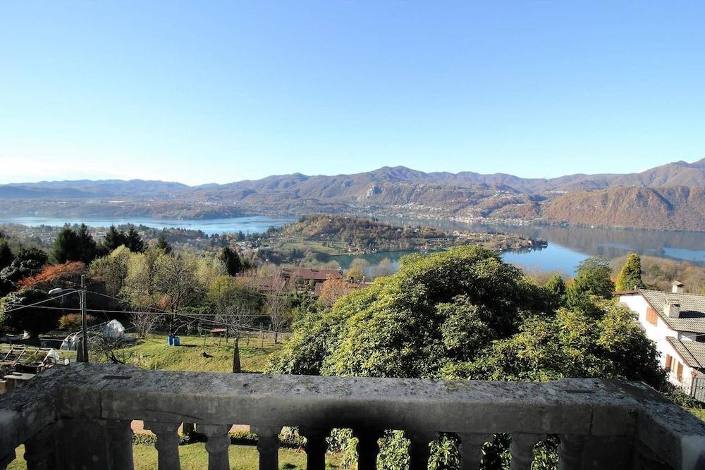 بيلافيستا برستيغيوس أبارتمنت ويذ ليك فيو المنطقة المحيطة بالمنشأة