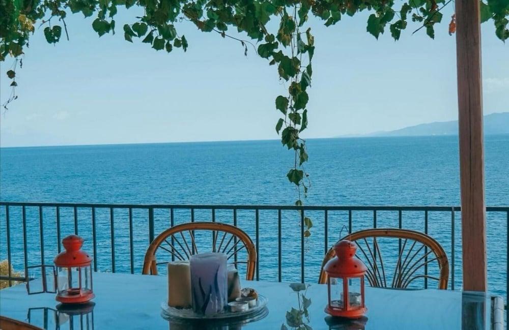 Zennova 1 Mount Athos Sea View Room
