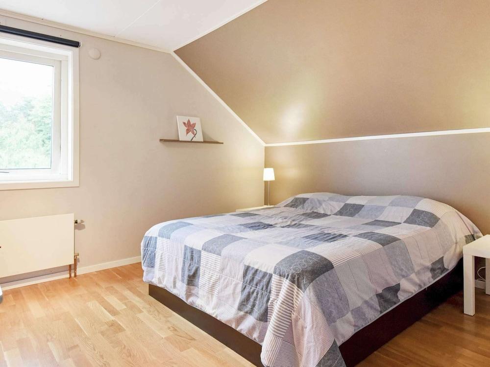 6 بيرسون هوليداي هوم إن كودي داخلي