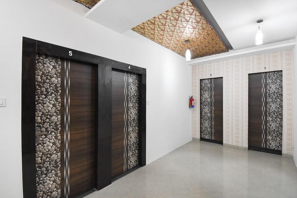 OYO 49414 Hotel Yuvraj Residency Lobby