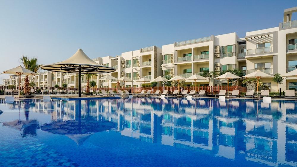 فندق سي فيل بيتش من إيليت هوتلز آند ريزورتس حمام سباحة مكشوف